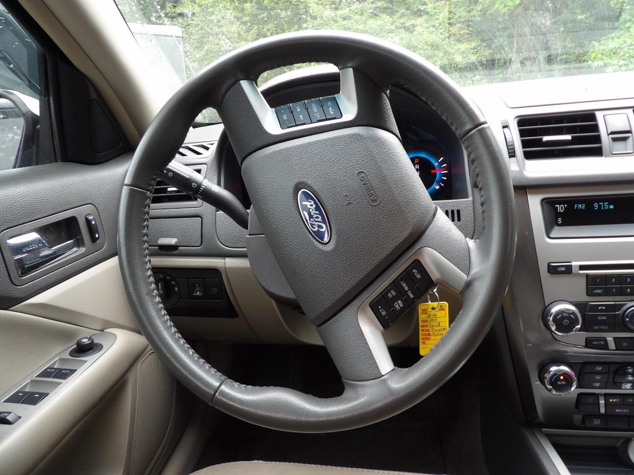 Ford Fusion 4dr Sdn SEL FWD 2011