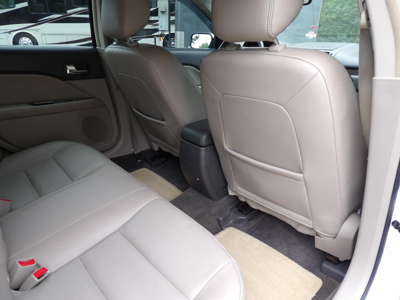 Ford Fusion 4dr Sdn SEL FWD 2011