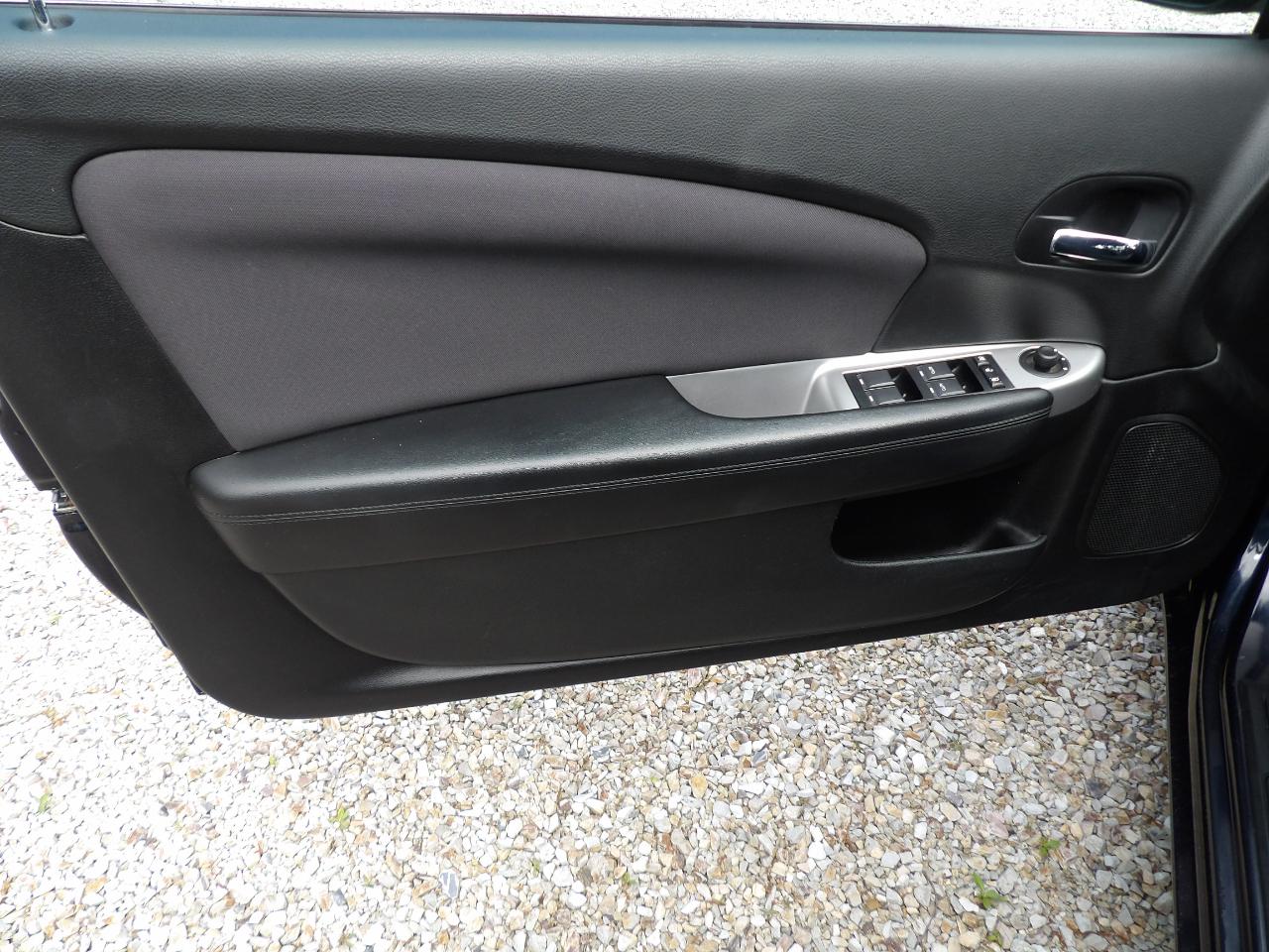 Chrysler 200 2dr Conv Touring 2012