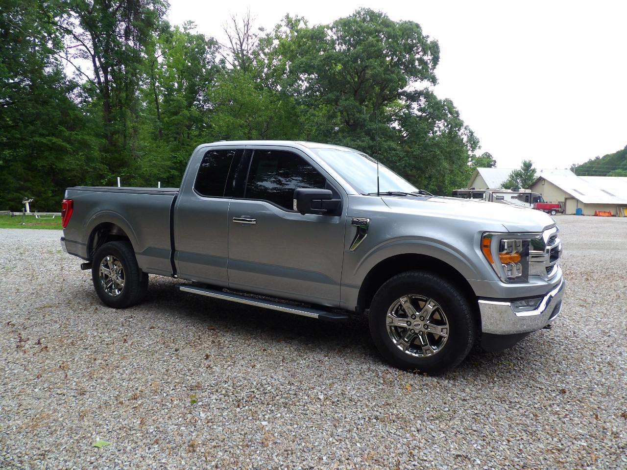 Ford F-150 4WD SuperCab 145" XLT 2022