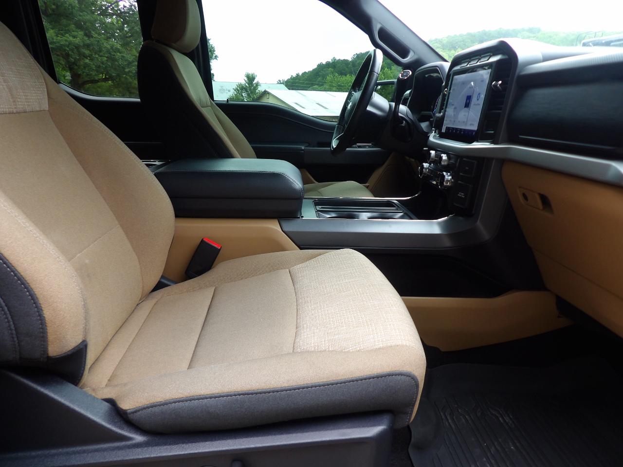 Ford F-150 4WD SuperCab 145" XLT 2022