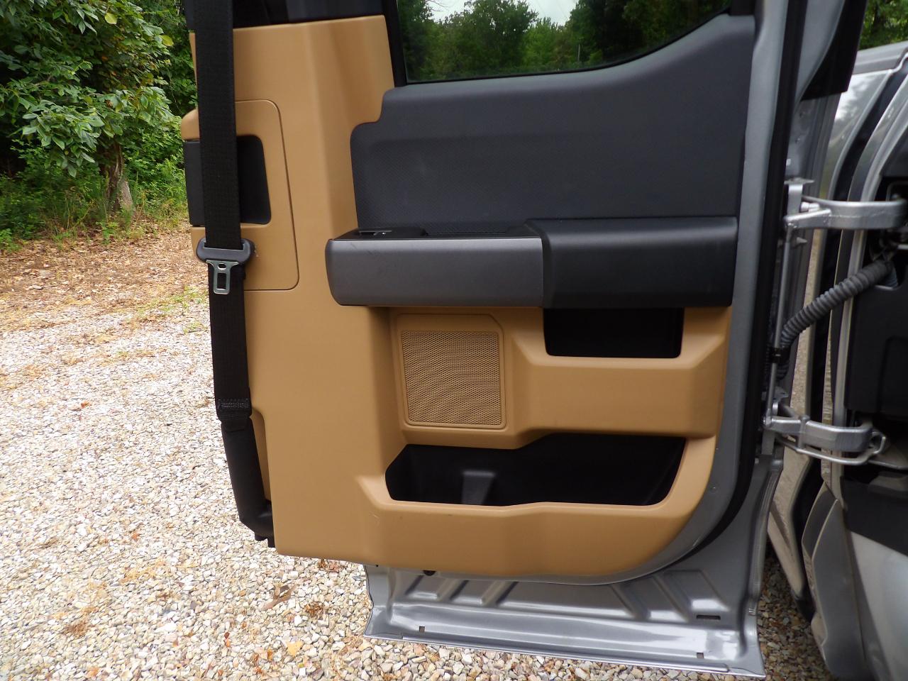 Ford F-150 4WD SuperCab 145" XLT 2022