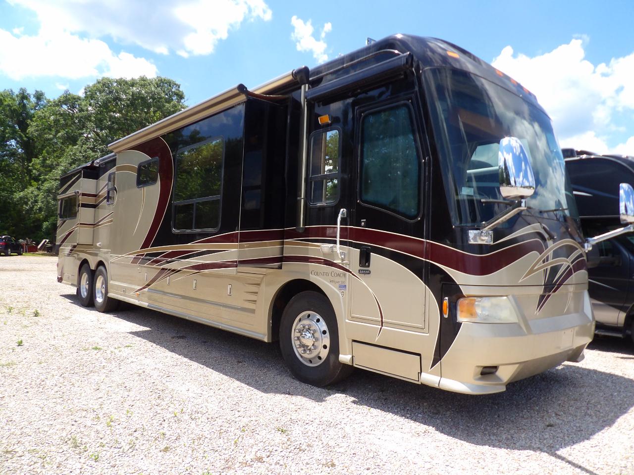 2006 Country Coach Intrigue 530 Series Ovation 525