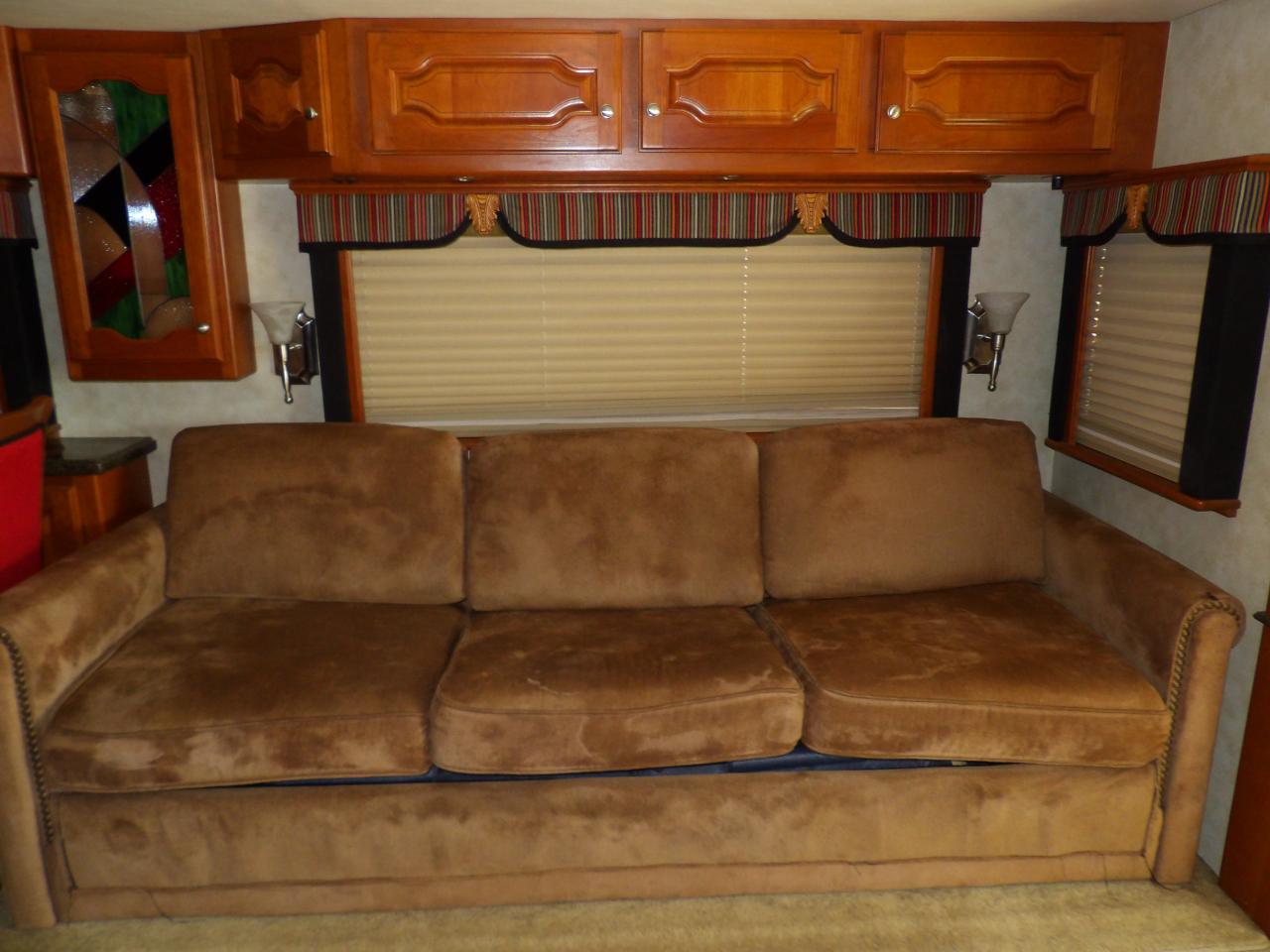 Country Coach Intrigue  2006