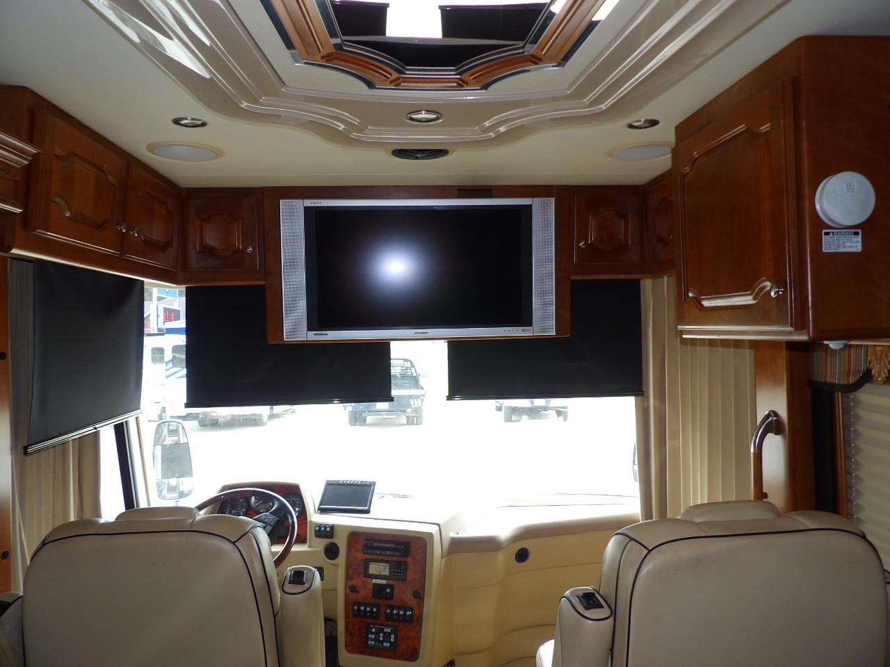 Country Coach Intrigue  2006