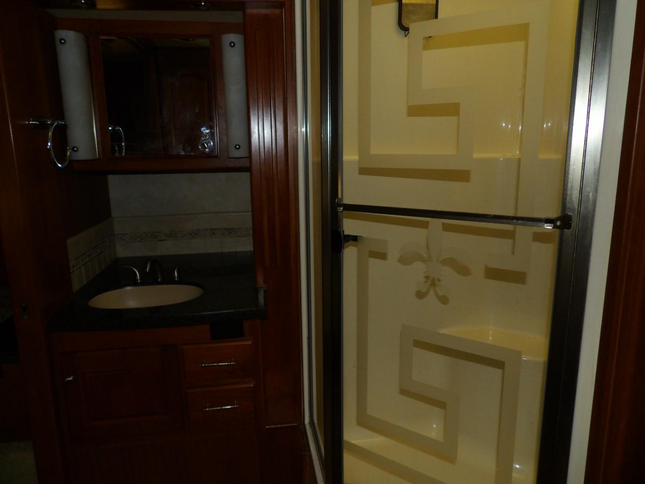 Country Coach Intrigue  2006