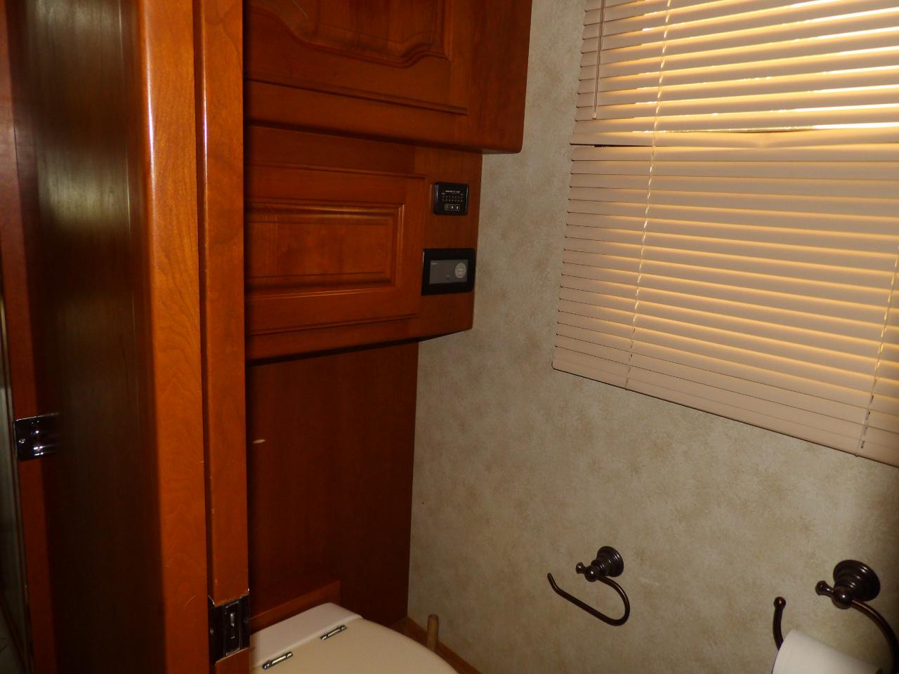 Country Coach Intrigue  2006