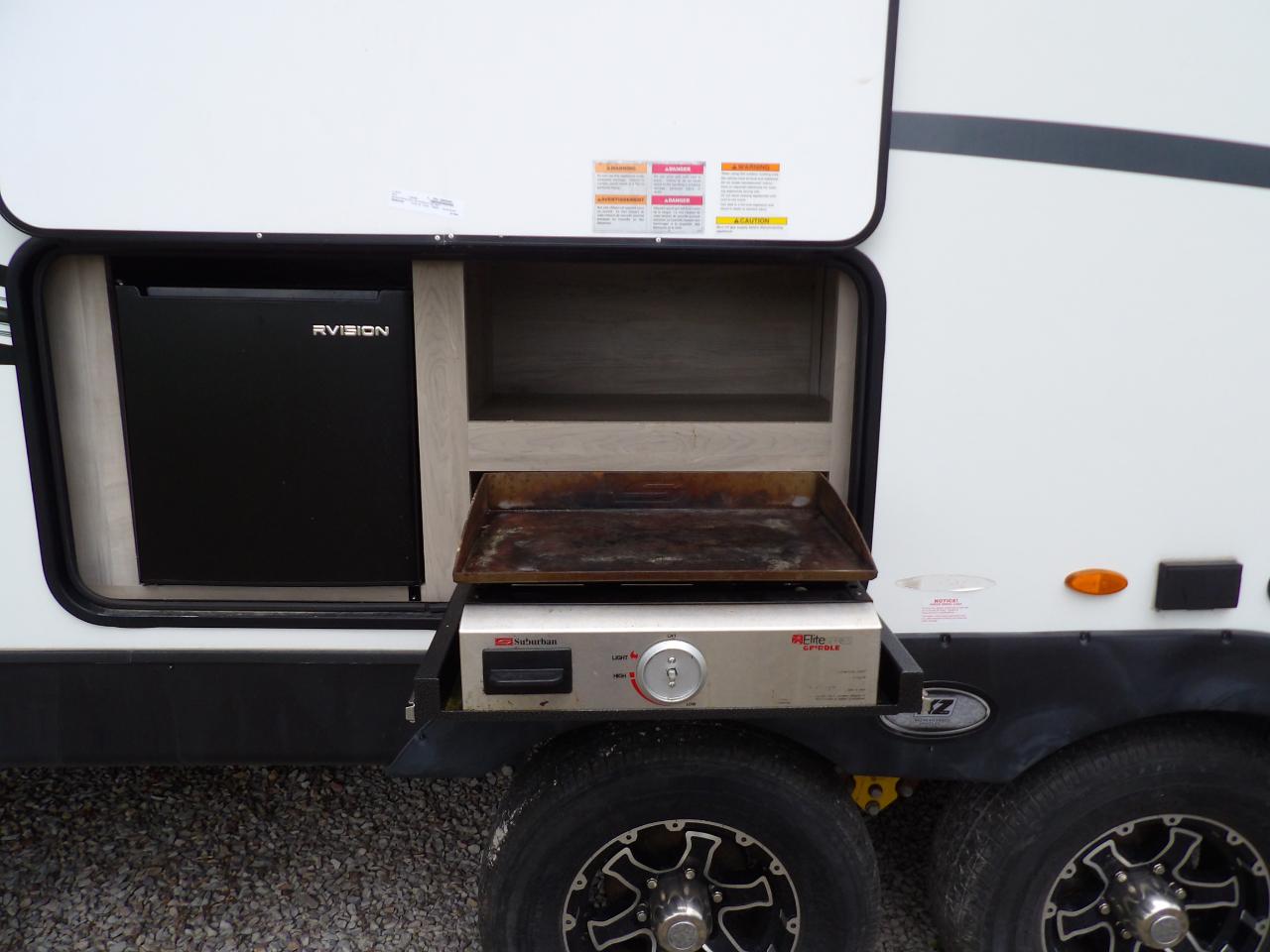 KZ Recreational Vehicles Connect  2022