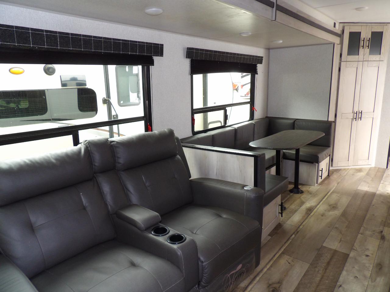 KZ Recreational Vehicles Connect  2022