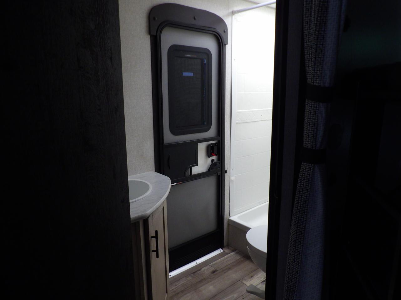 KZ Recreational Vehicles Connect  2022