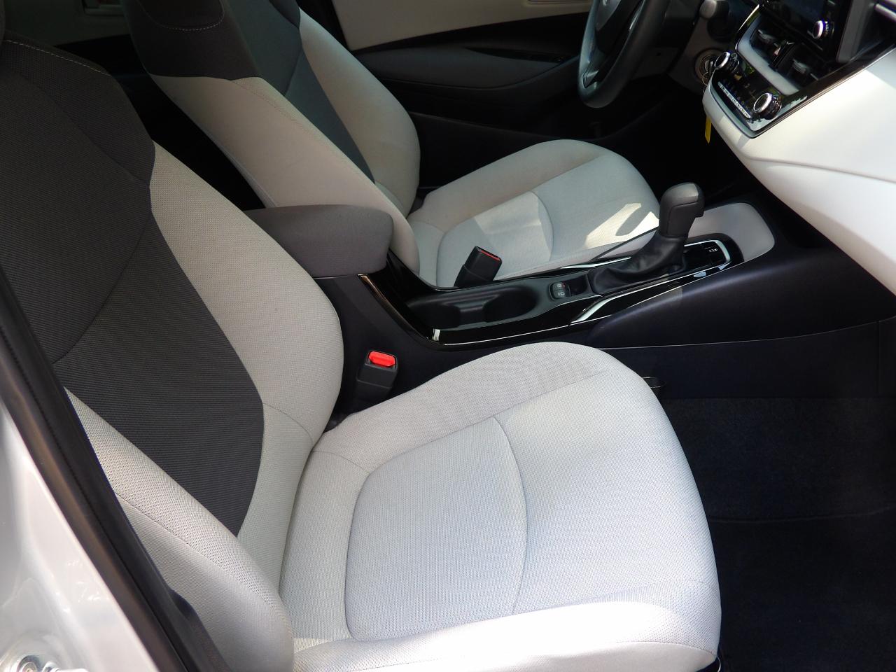 Toyota Corolla L CVT (Natl) 2022