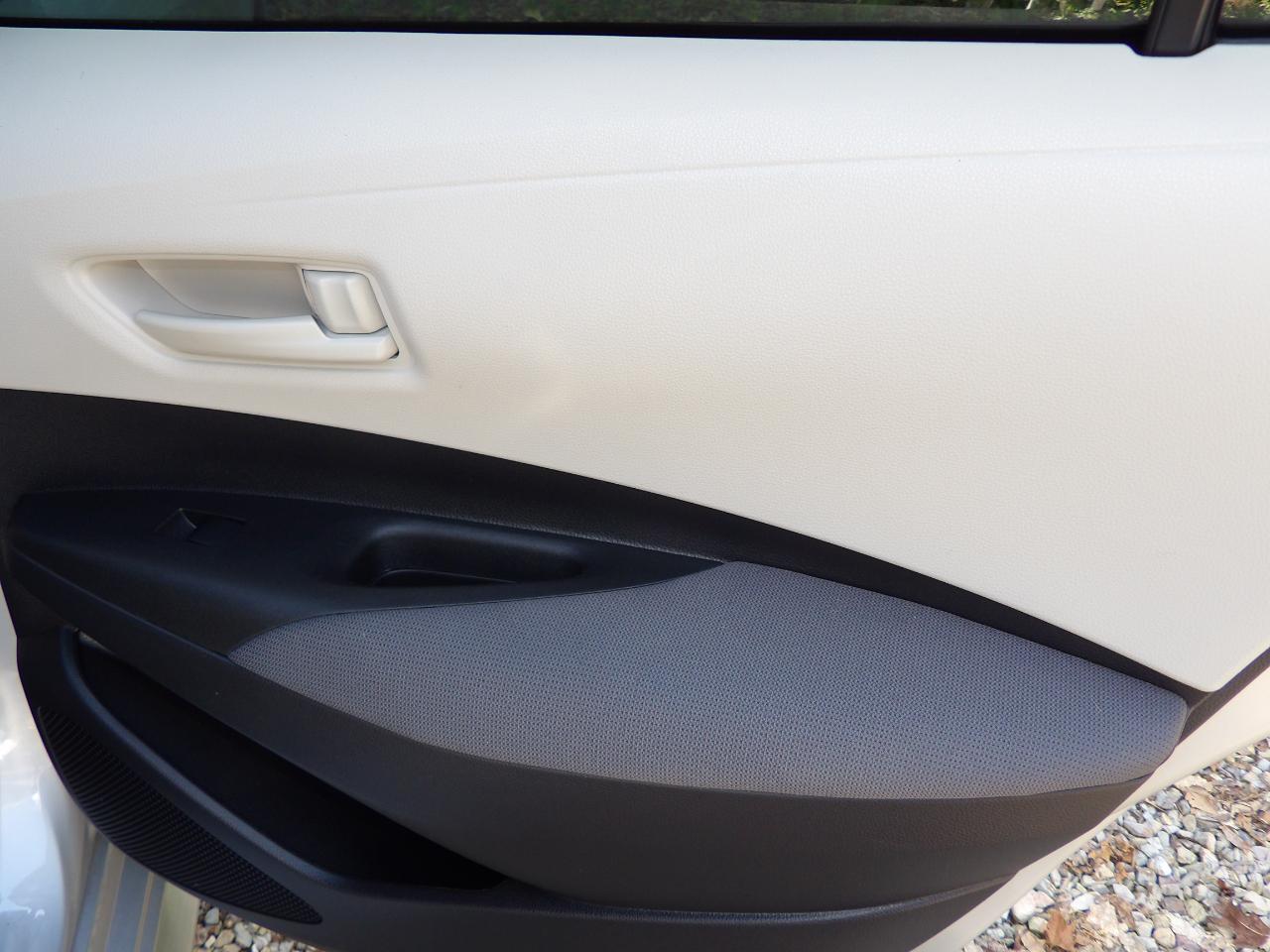 Toyota Corolla L CVT (Natl) 2022