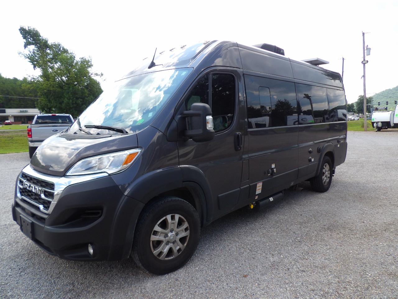 Thor Motor Coach Twist  2024