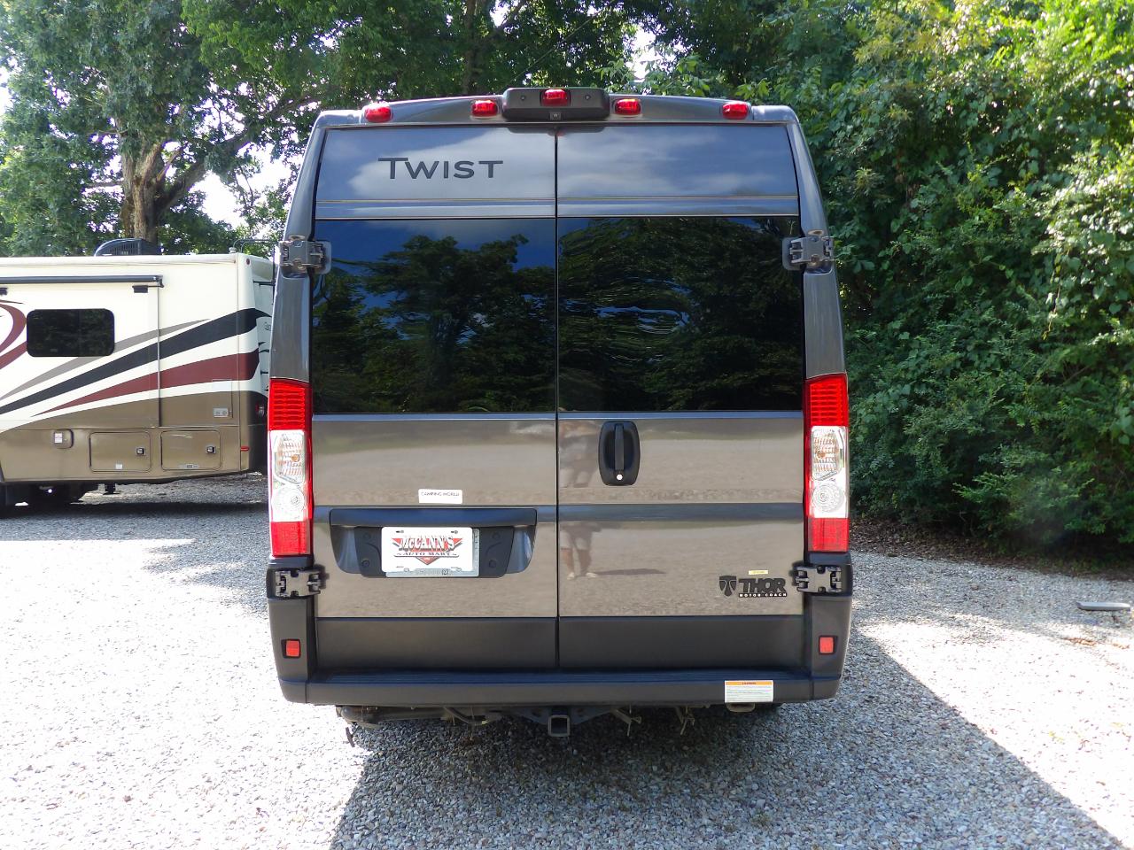 Thor Motor Coach Twist  2024