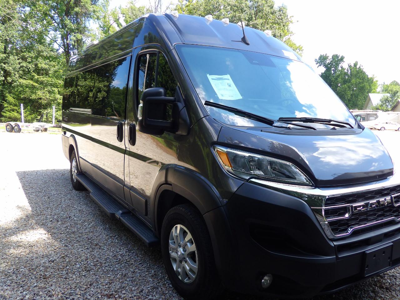 Thor Motor Coach Twist  2024