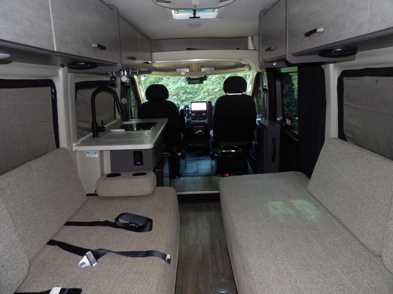 Thor Motor Coach Twist  2024