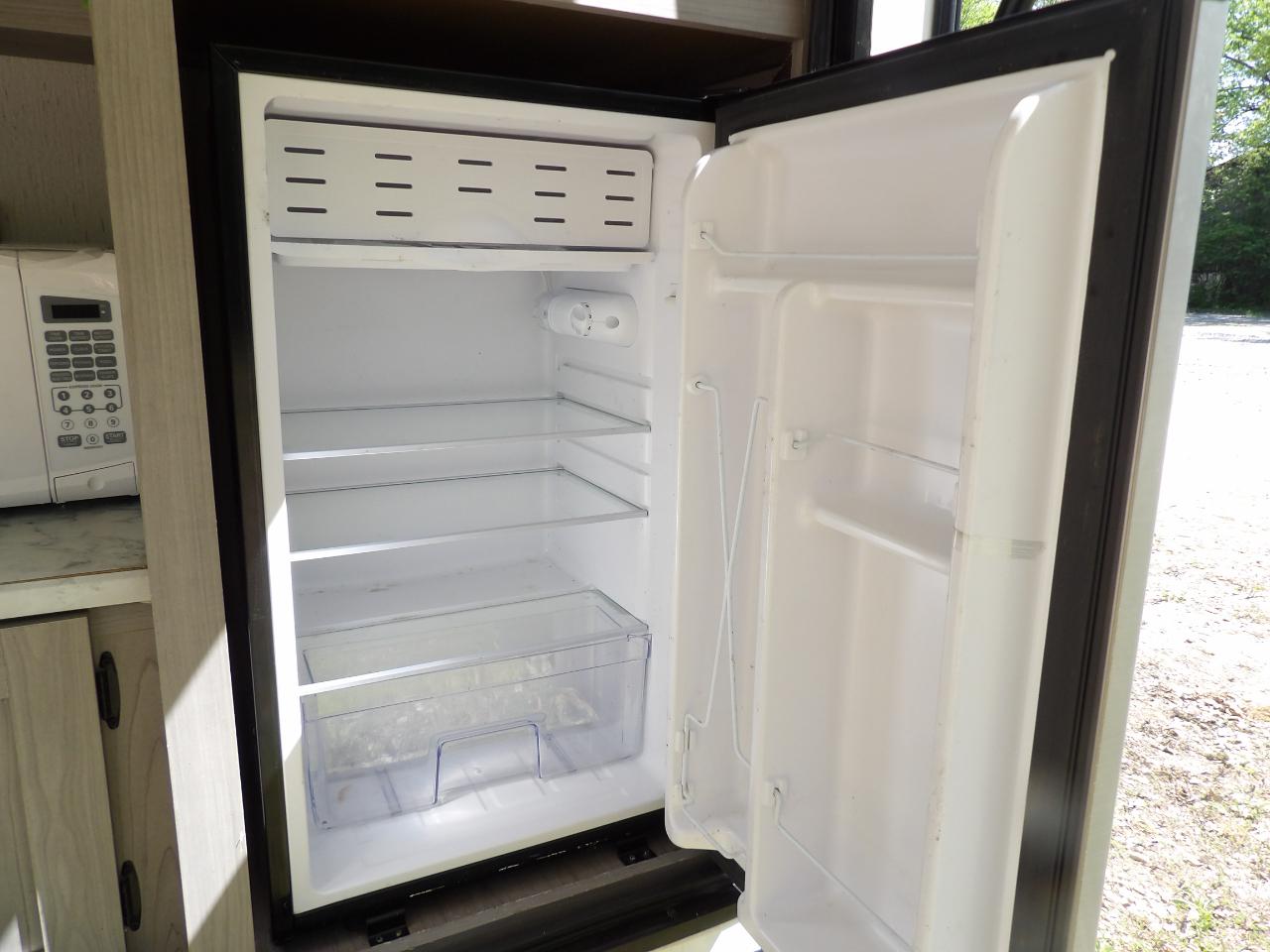Coleman Travel Trailer  2023