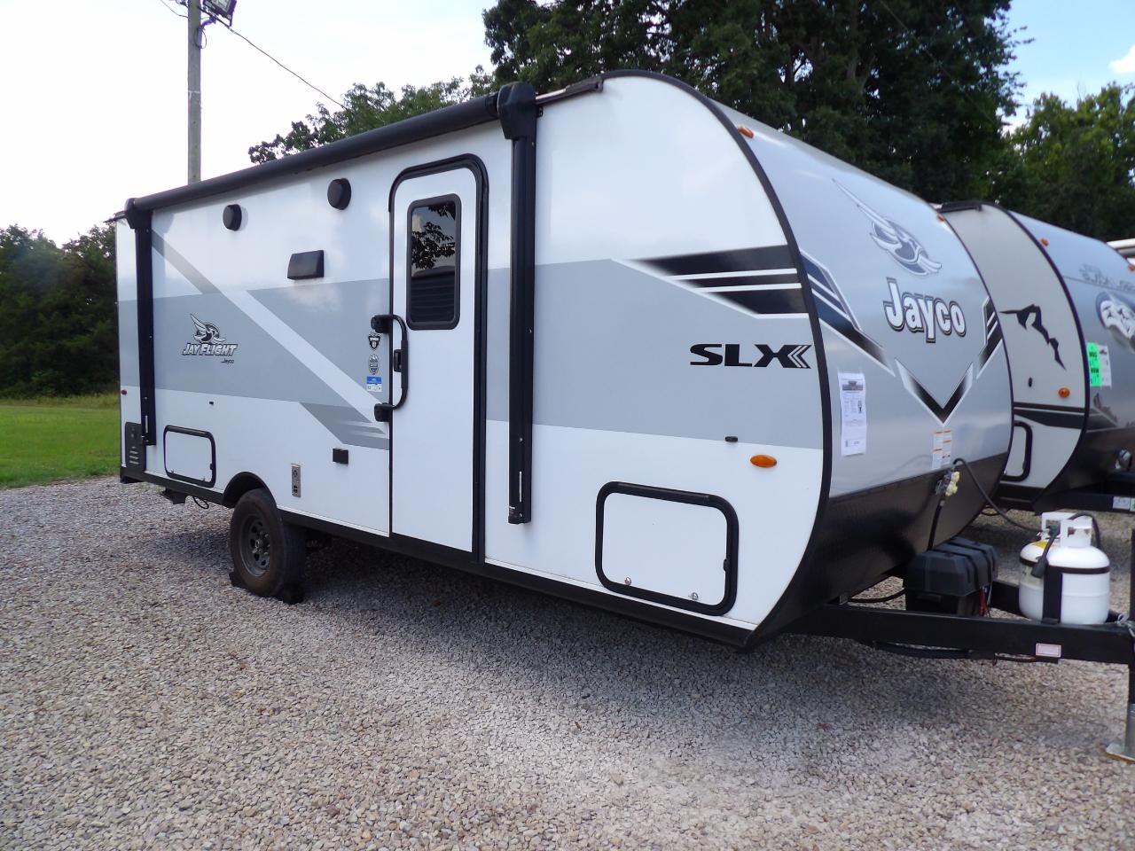 2025 Jayco Jay Flight SLX 197MBW Weight 3785 lbs