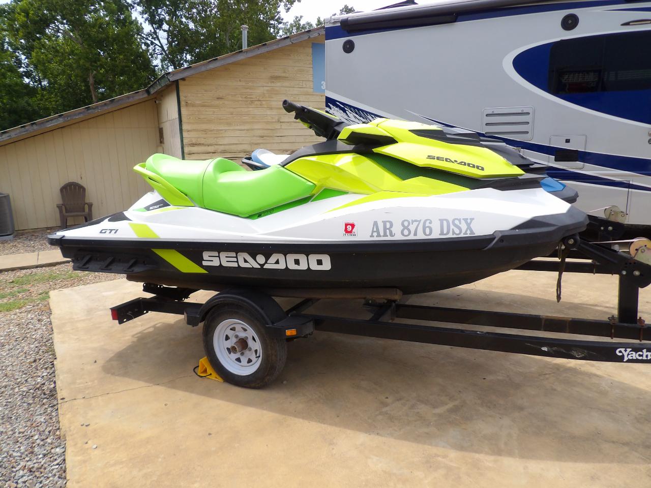 Yacht Club Watercraft  2010