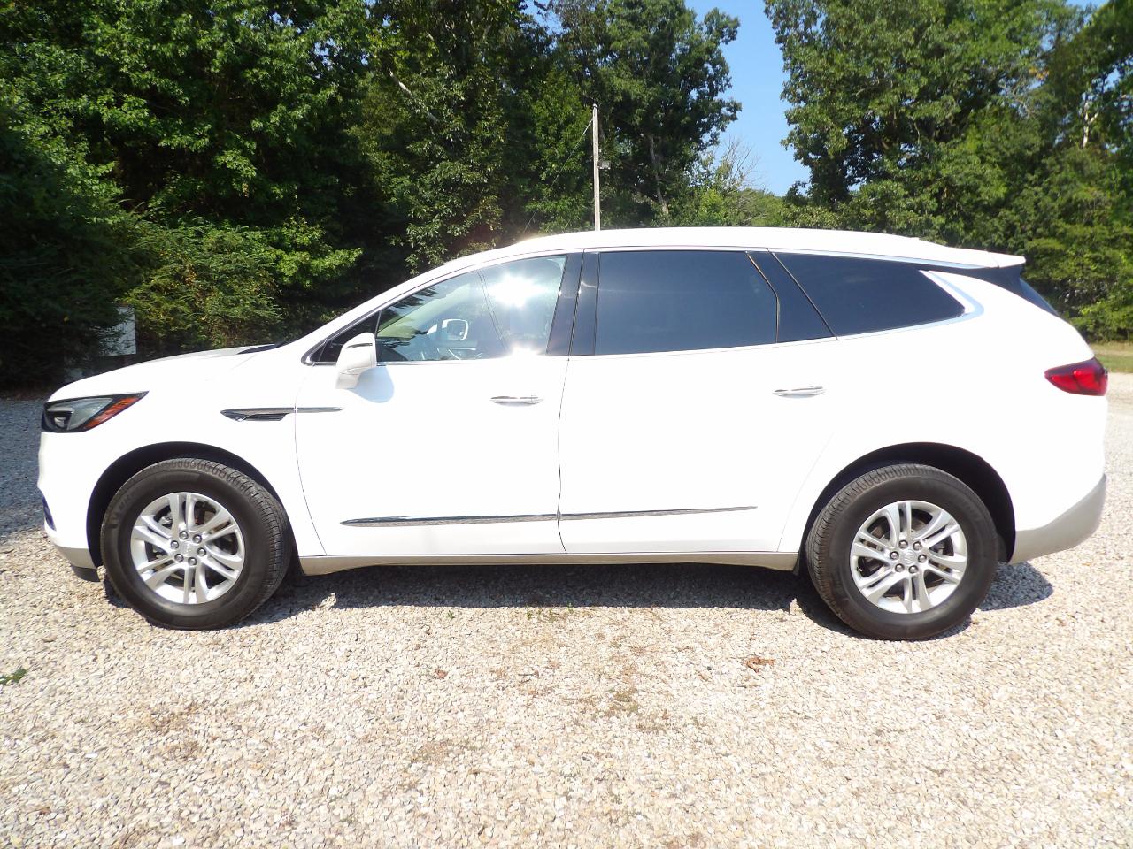 Buick Enclave FWD 4dr Essence 2020
