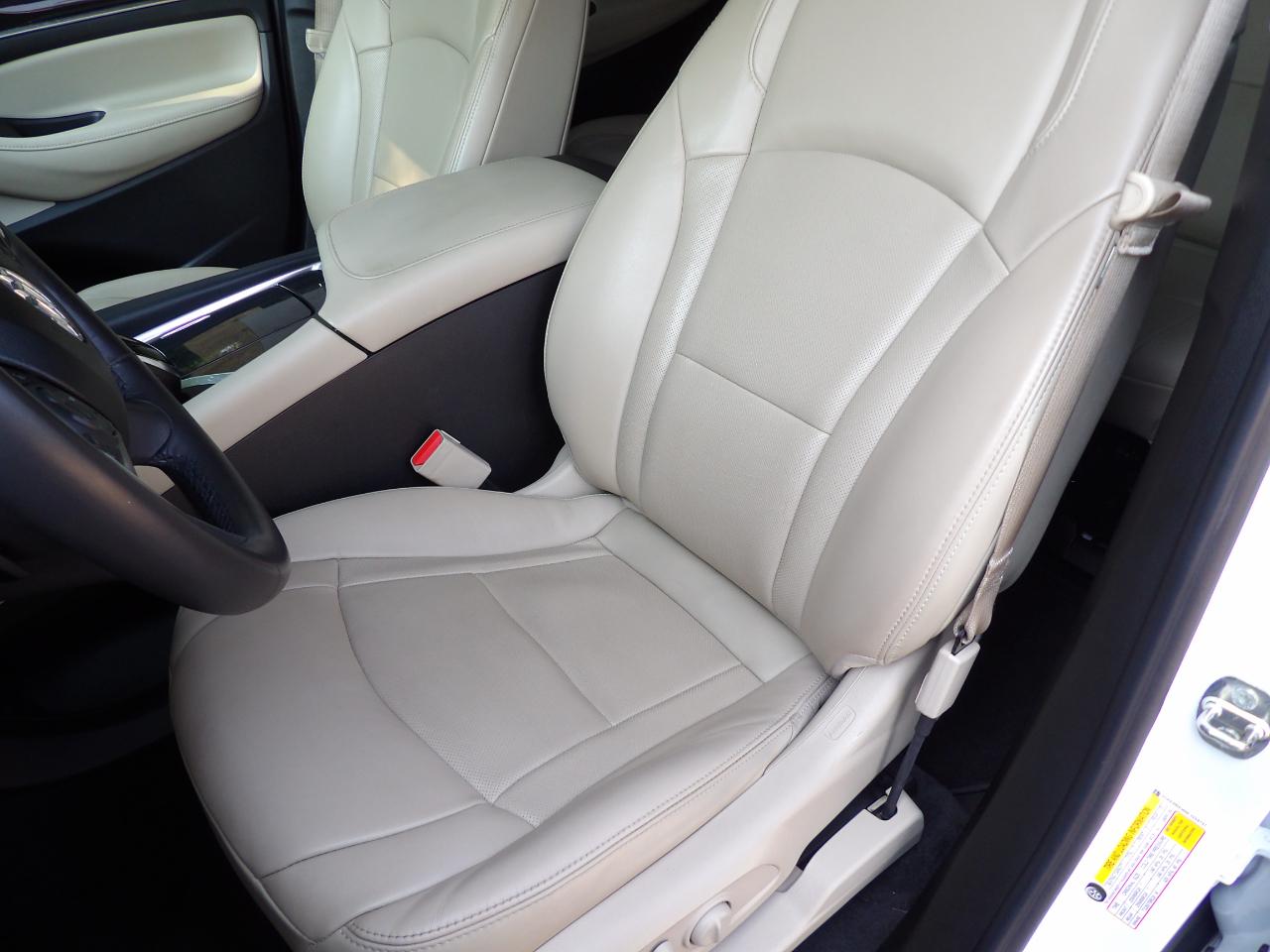 Buick Enclave FWD 4dr Essence 2020