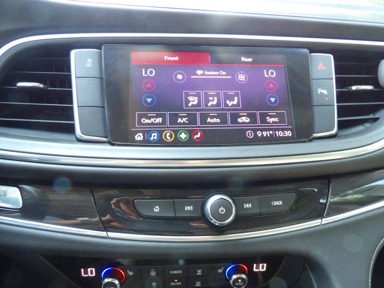 Buick Enclave FWD 4dr Essence 2020