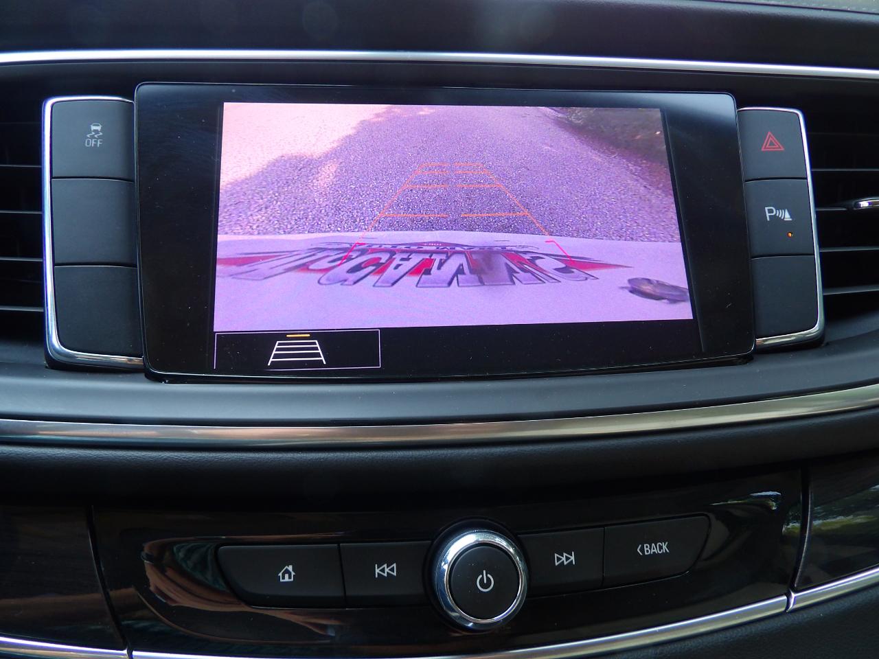 Buick Enclave FWD 4dr Essence 2020