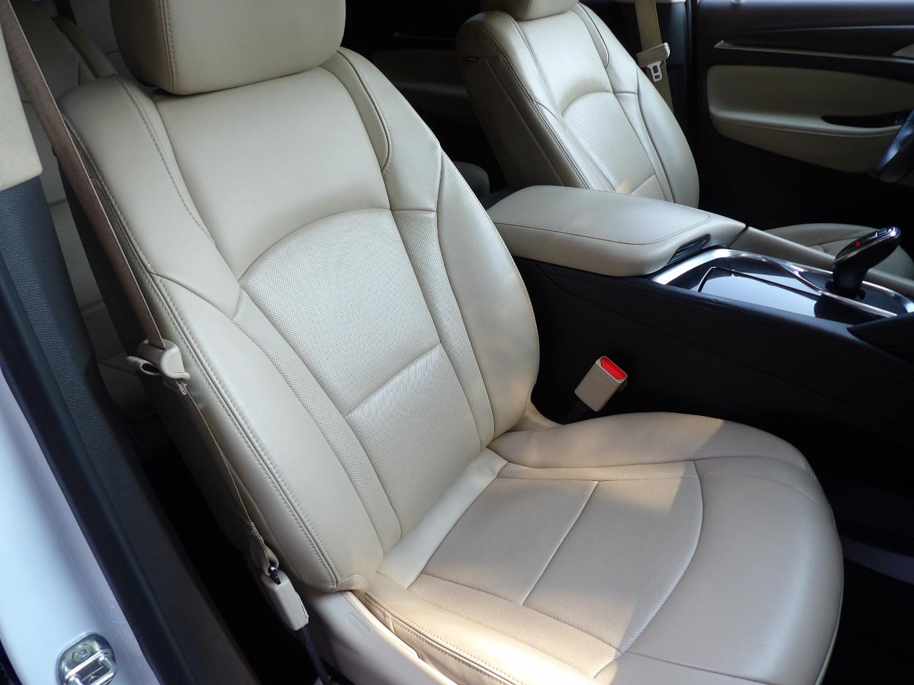 Buick Enclave FWD 4dr Essence 2020