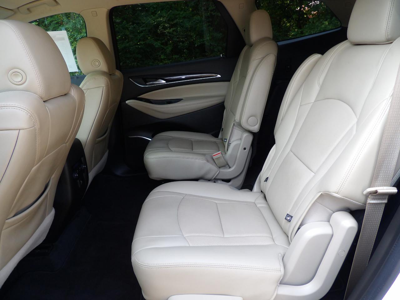 Buick Enclave FWD 4dr Essence 2020