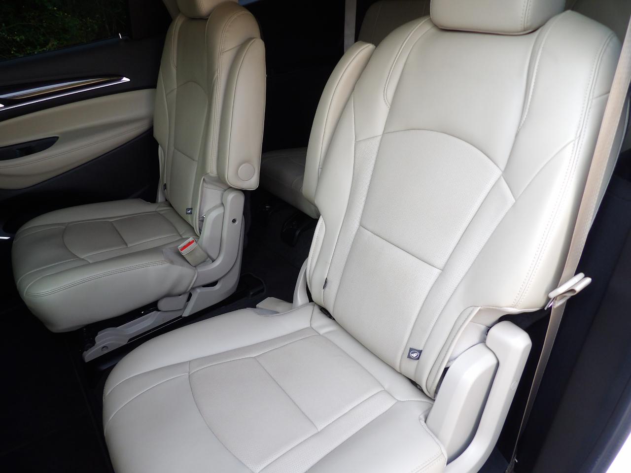 Buick Enclave FWD 4dr Essence 2020