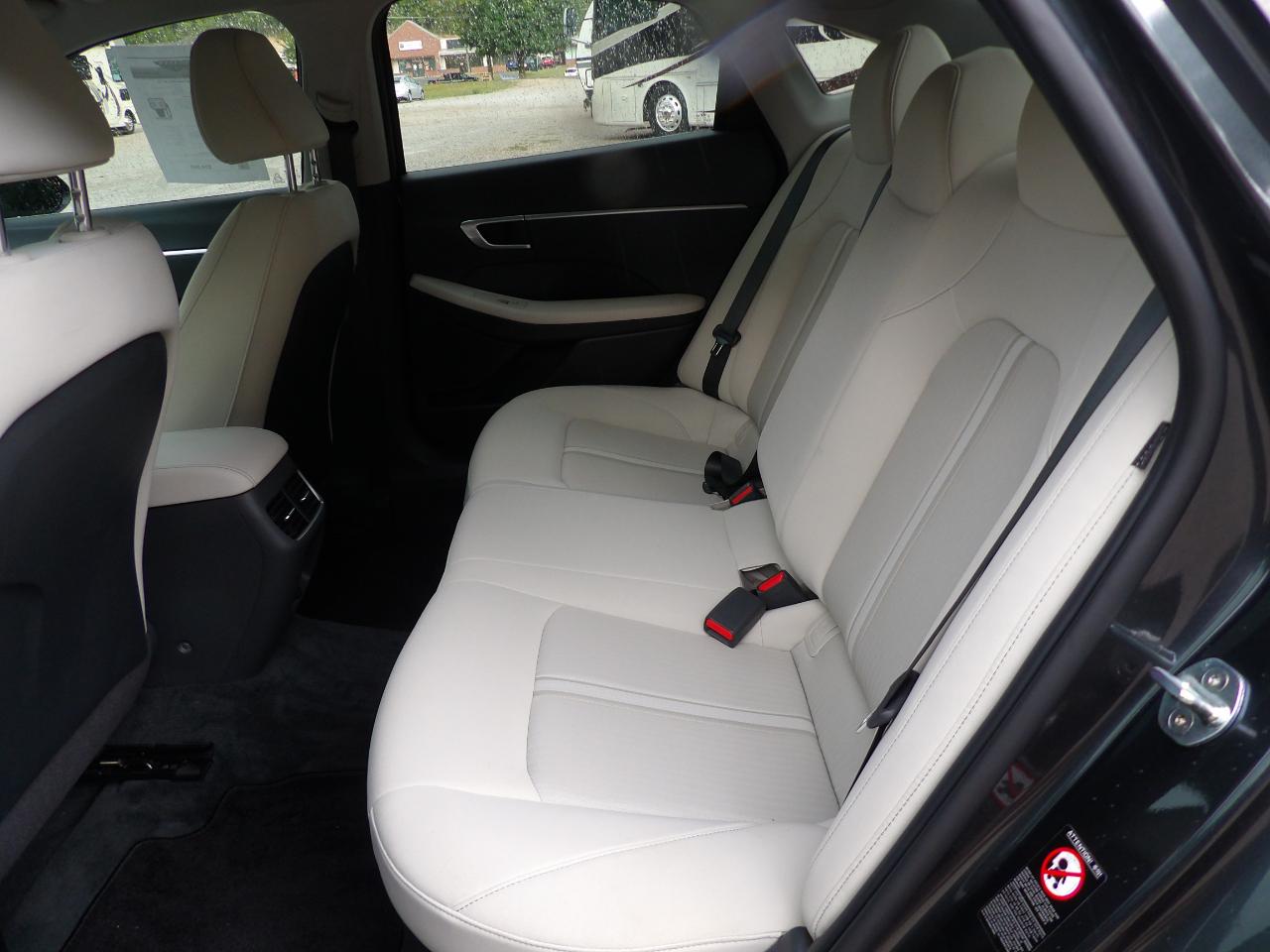 Hyundai Sonata Hybrid SEL 2.0L 2022