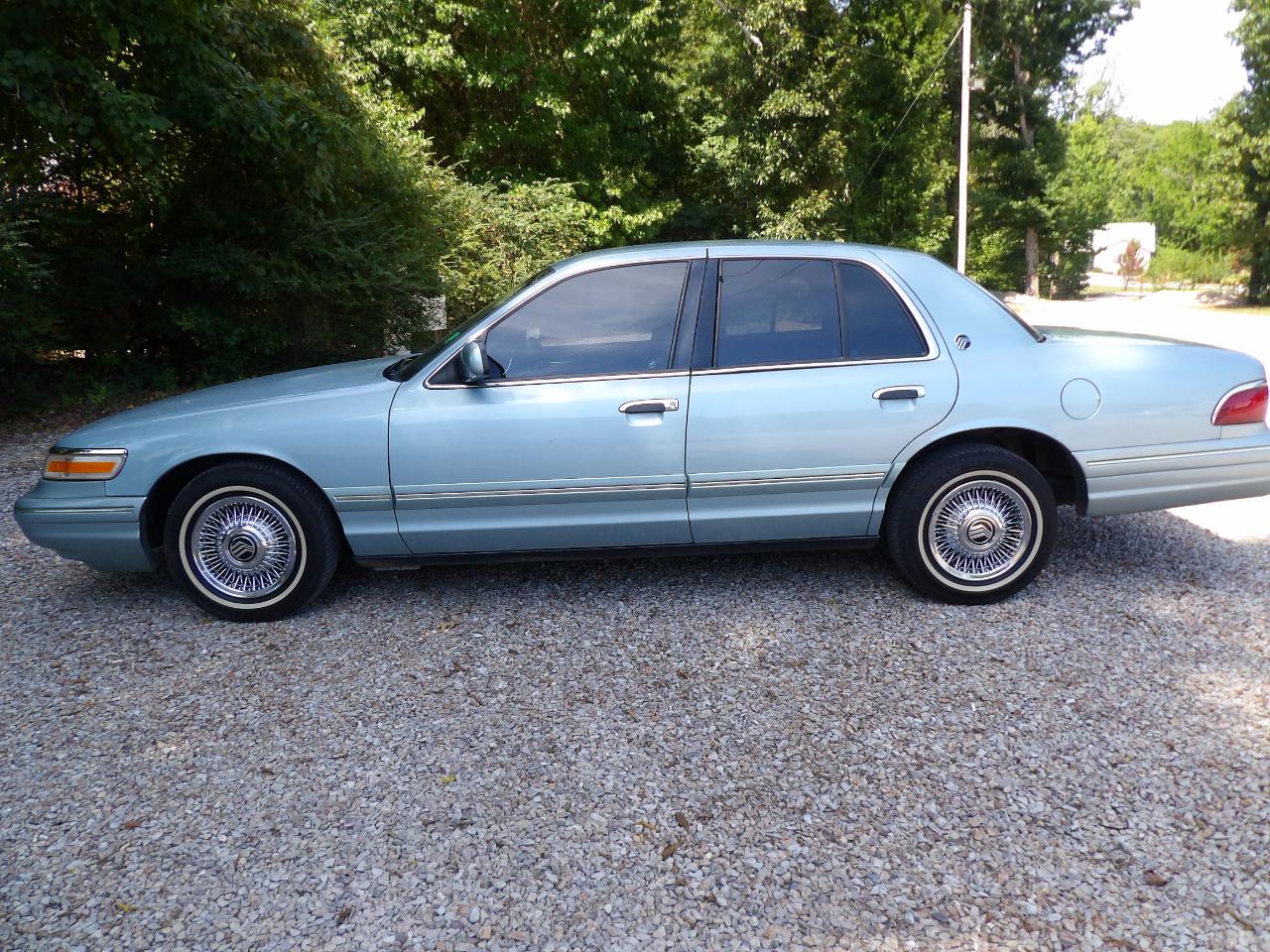 Mercury Grand Marquis 4dr Sdn GS 1996
