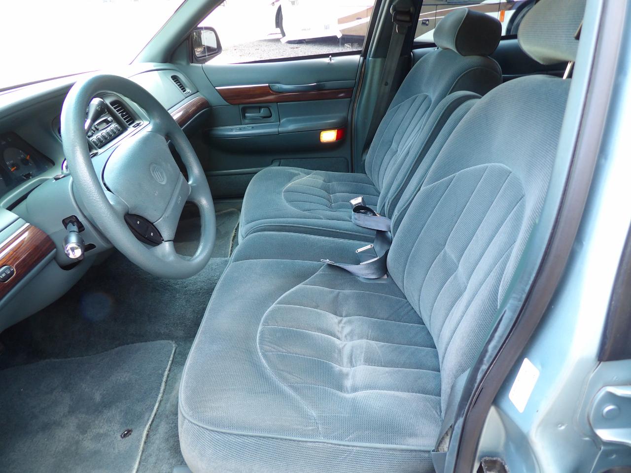 Mercury Grand Marquis 4dr Sdn GS 1996