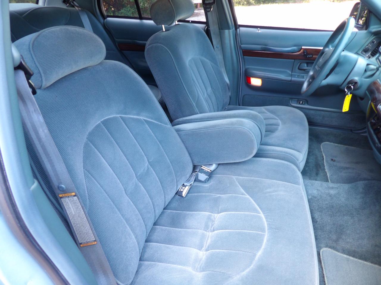 Mercury Grand Marquis 4dr Sdn GS 1996