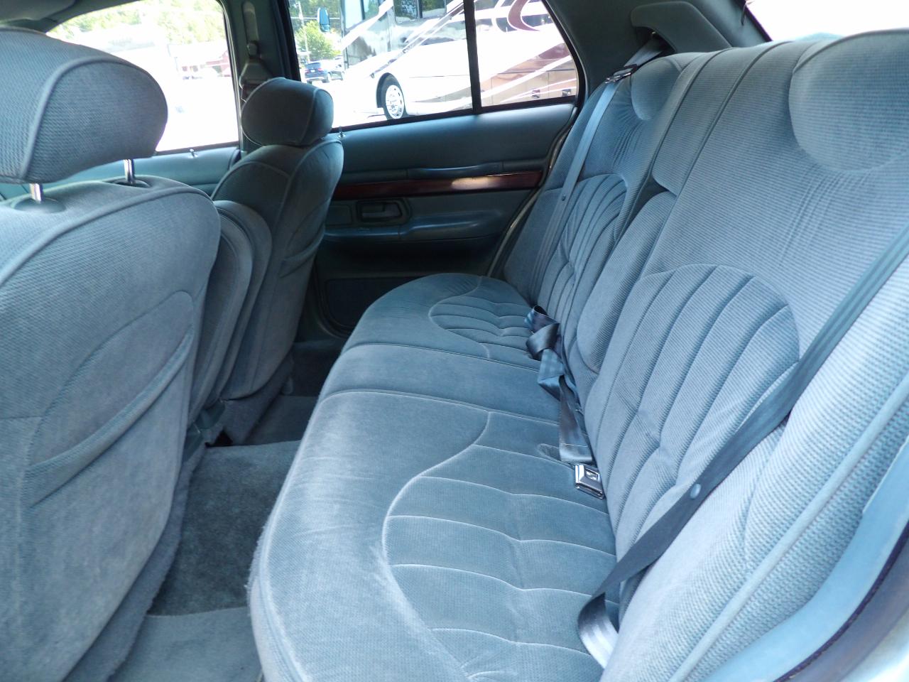 Mercury Grand Marquis 4dr Sdn GS 1996