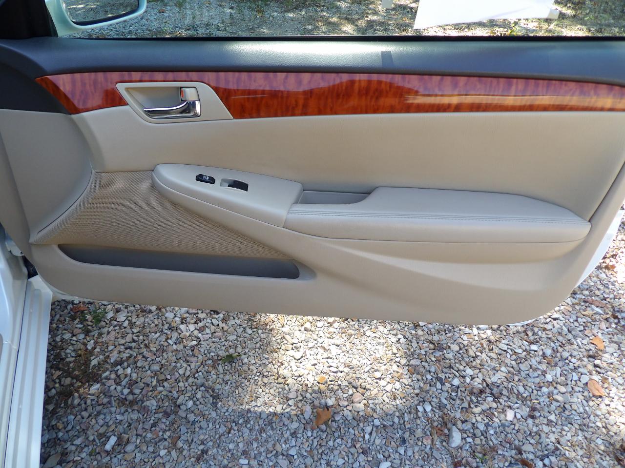 Toyota Camry Solara 2dr Conv V6 Auto Sport (Natl) 2008