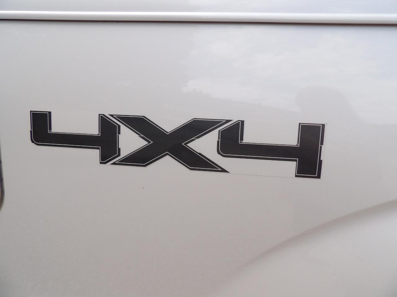 Ford F-150 4WD SuperCrew 145" Platinum 2014