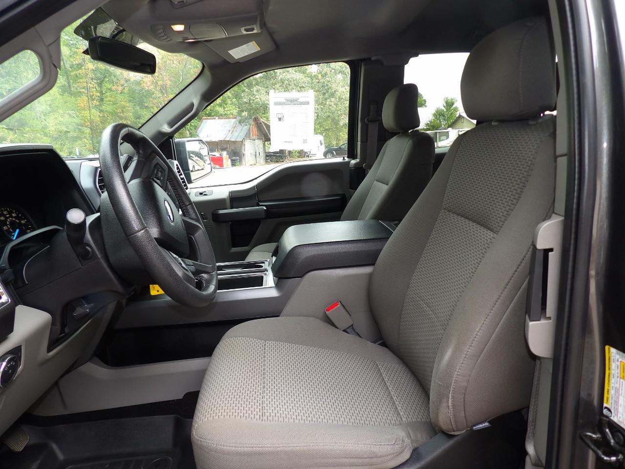 Ford F-150 2WD SuperCab 145" XLT 2015