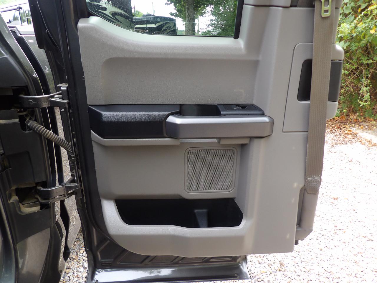 Ford F-150 2WD SuperCab 145" XLT 2015