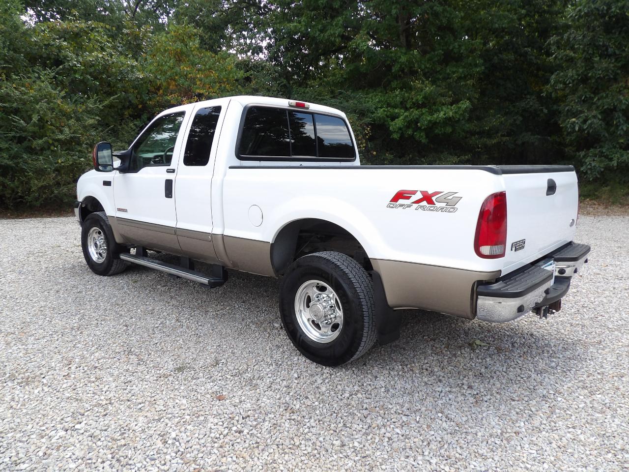 Ford Super Duty F-250 Supercab 158" Lariat 4WD 2004
