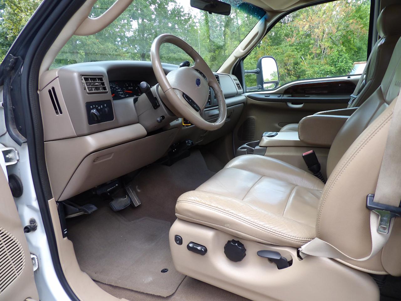 Ford Super Duty F-250 Supercab 158" Lariat 4WD 2004