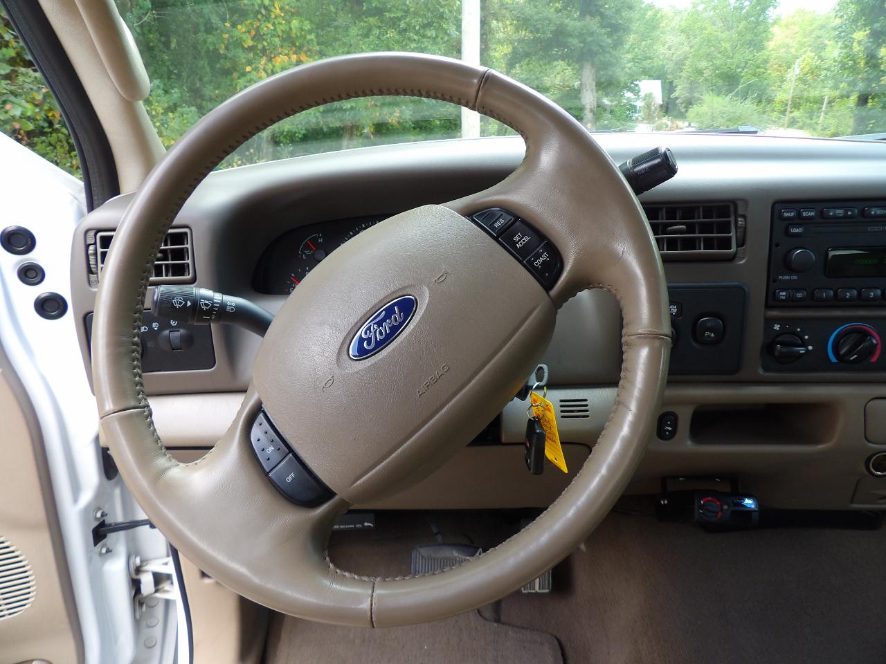 Ford Super Duty F-250 Supercab 158" Lariat 4WD 2004
