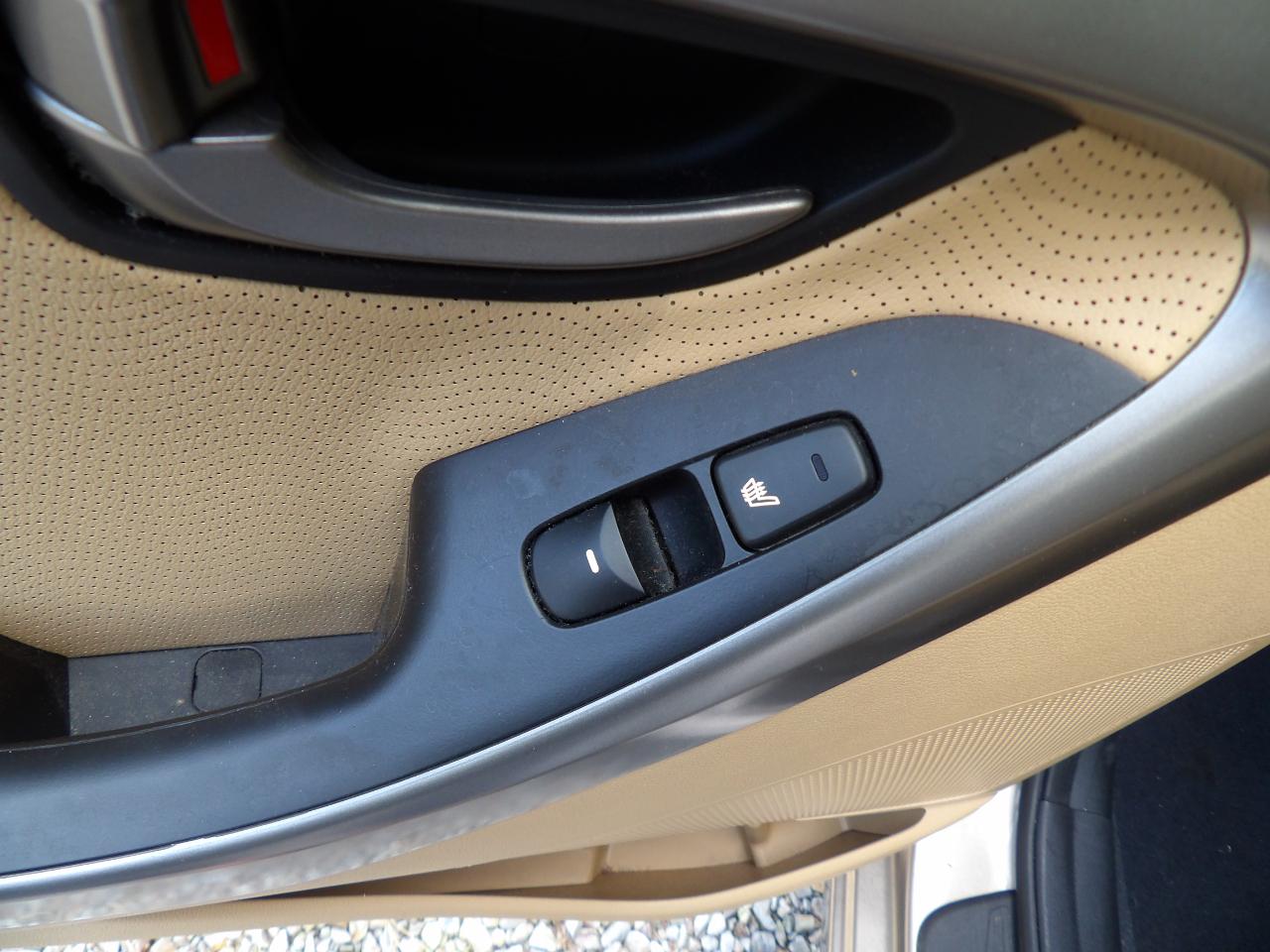 Hyundai Elantra 4dr Sdn Auto Limited (Alabama Plant) 2013
