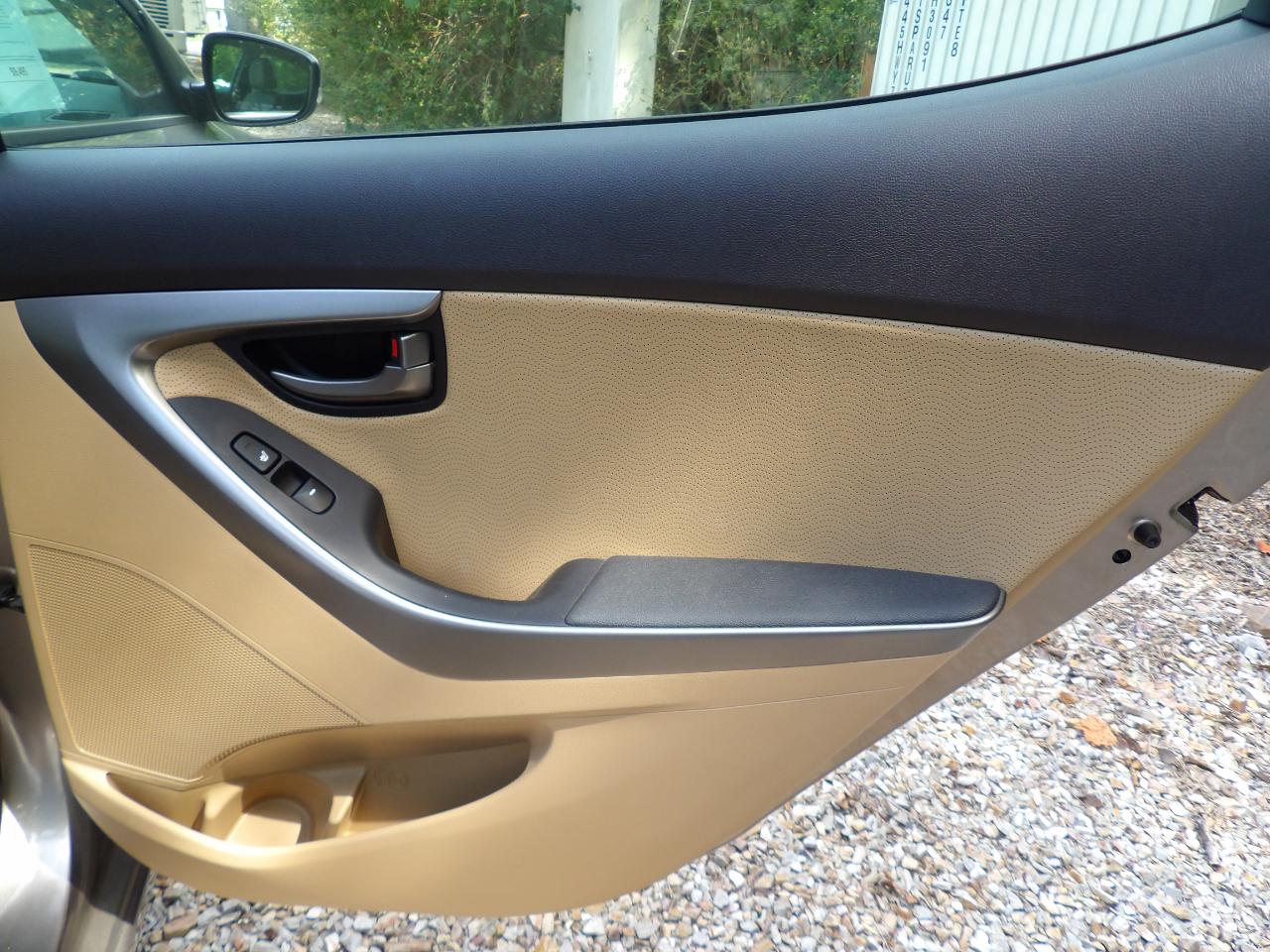 Hyundai Elantra 4dr Sdn Auto Limited (Alabama Plant) 2013