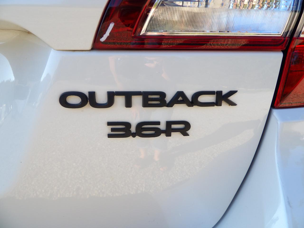 Subaru Outback 3.6R Touring 2017