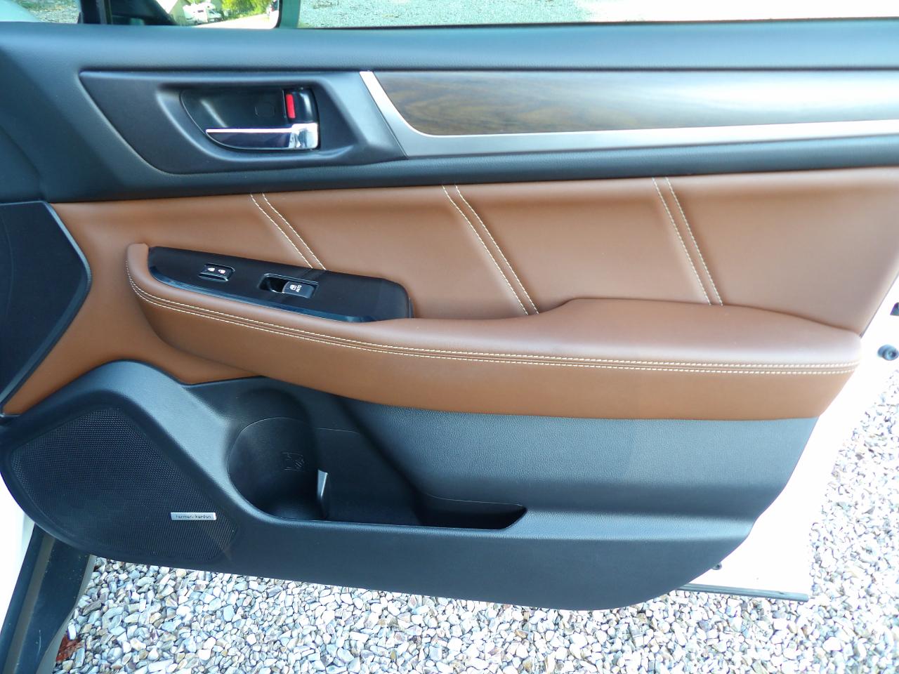 Subaru Outback 3.6R Touring 2017