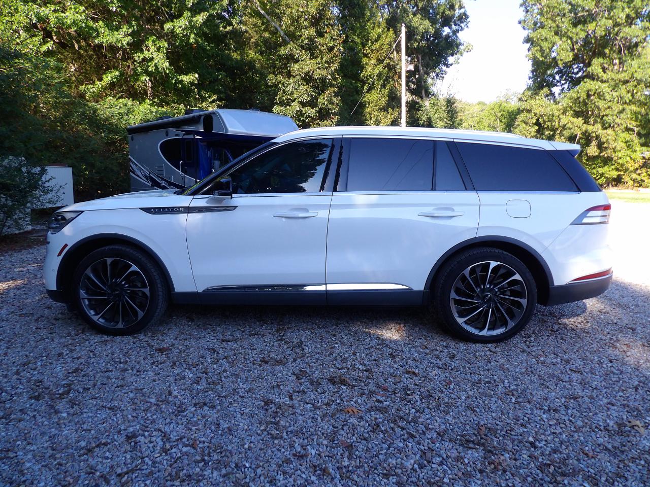 Lincoln Aviator photo 2