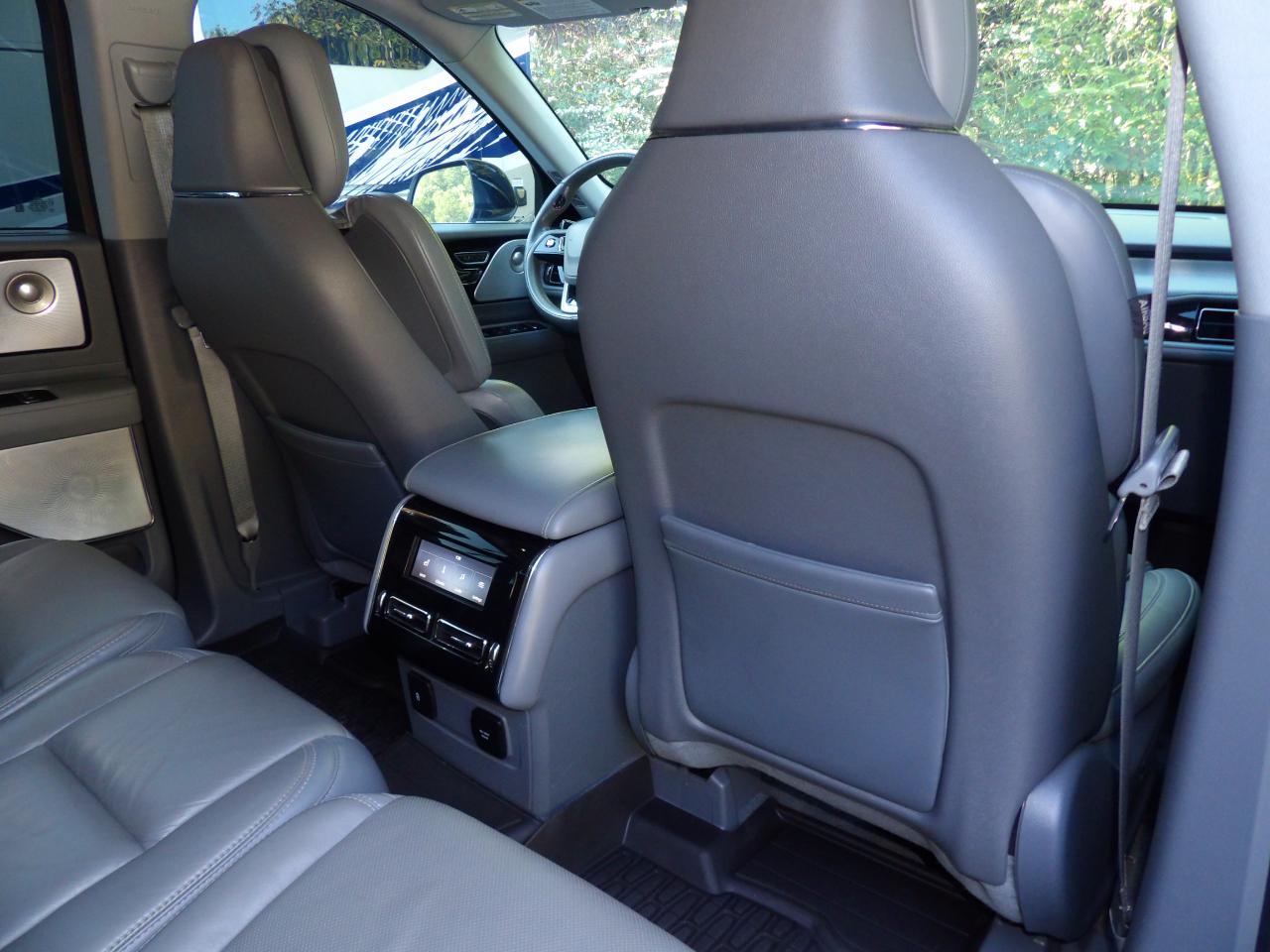 Lincoln Aviator photo 46