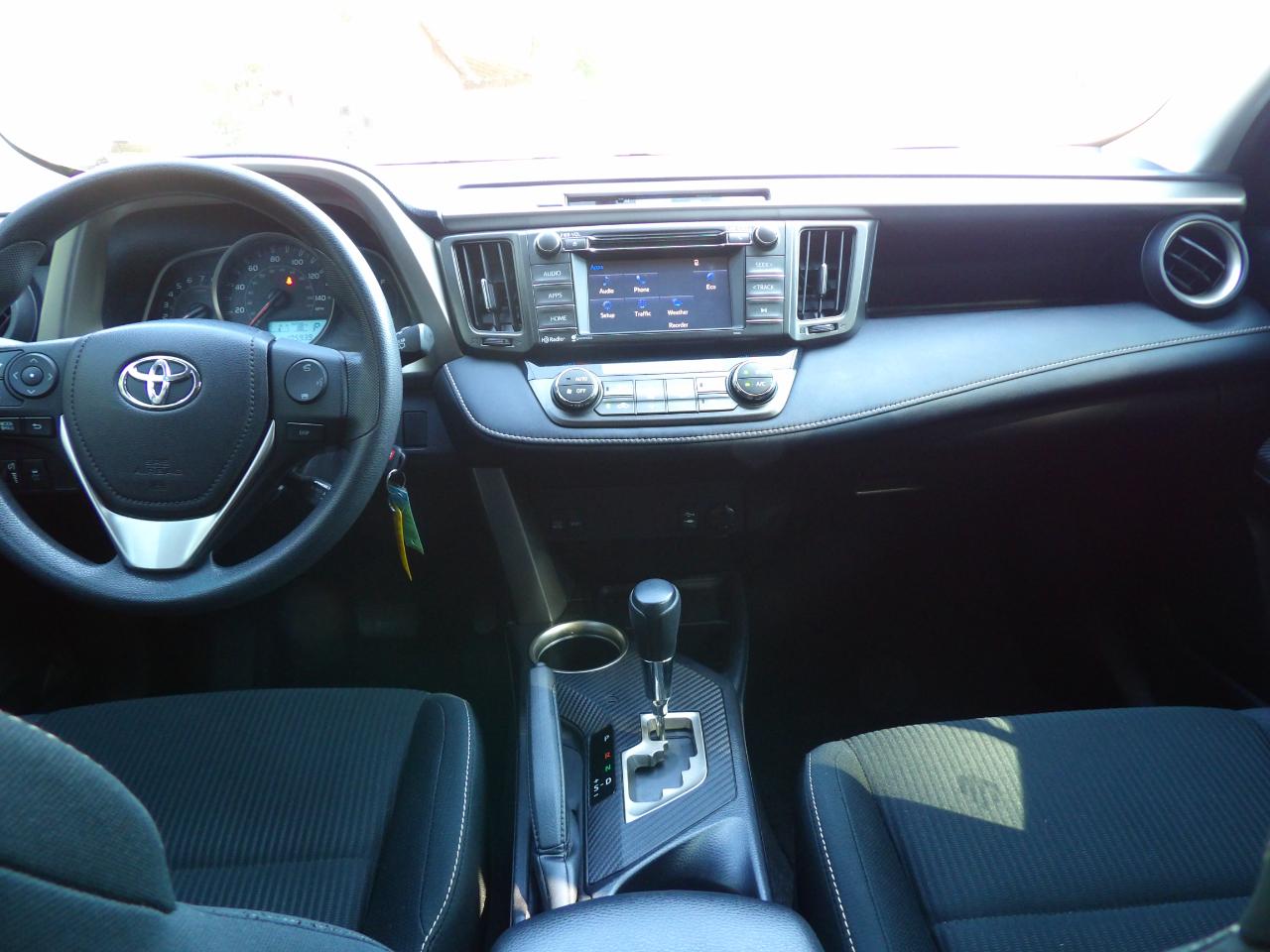 Toyota RAV4 FWD 4dr XLE (Natl) 2015