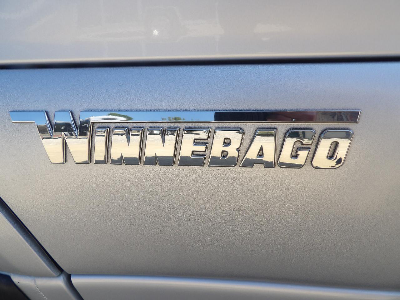 Winnebago Era  2021